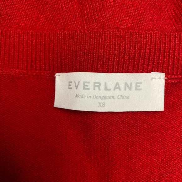 Everlane Deep Red V-Neck Cashmere Sweater - Picture 5 of 6